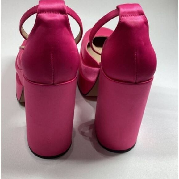 Steve Madden Charlize Satin double platgorm pumps in hot Pink - Picture 7 of 14